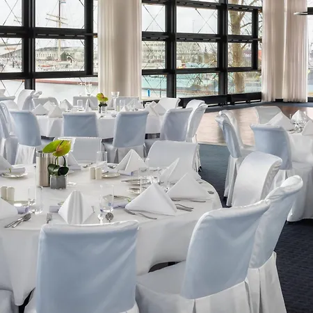 Courtyard By Marriott Waterfront Hotel Gdynia