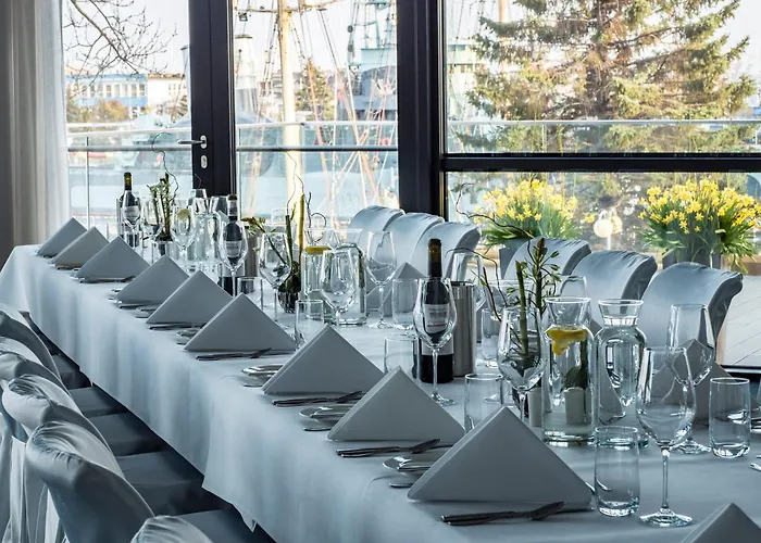 Hotel Courtyard By Marriott Waterfront 4*