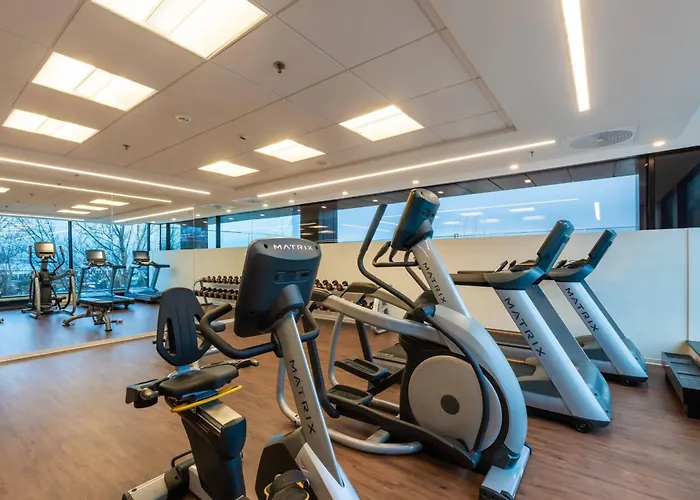 Courtyard By Marriott Waterfront